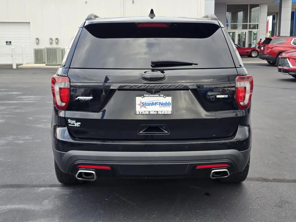 Used 2016 Red Ford Sport image 6