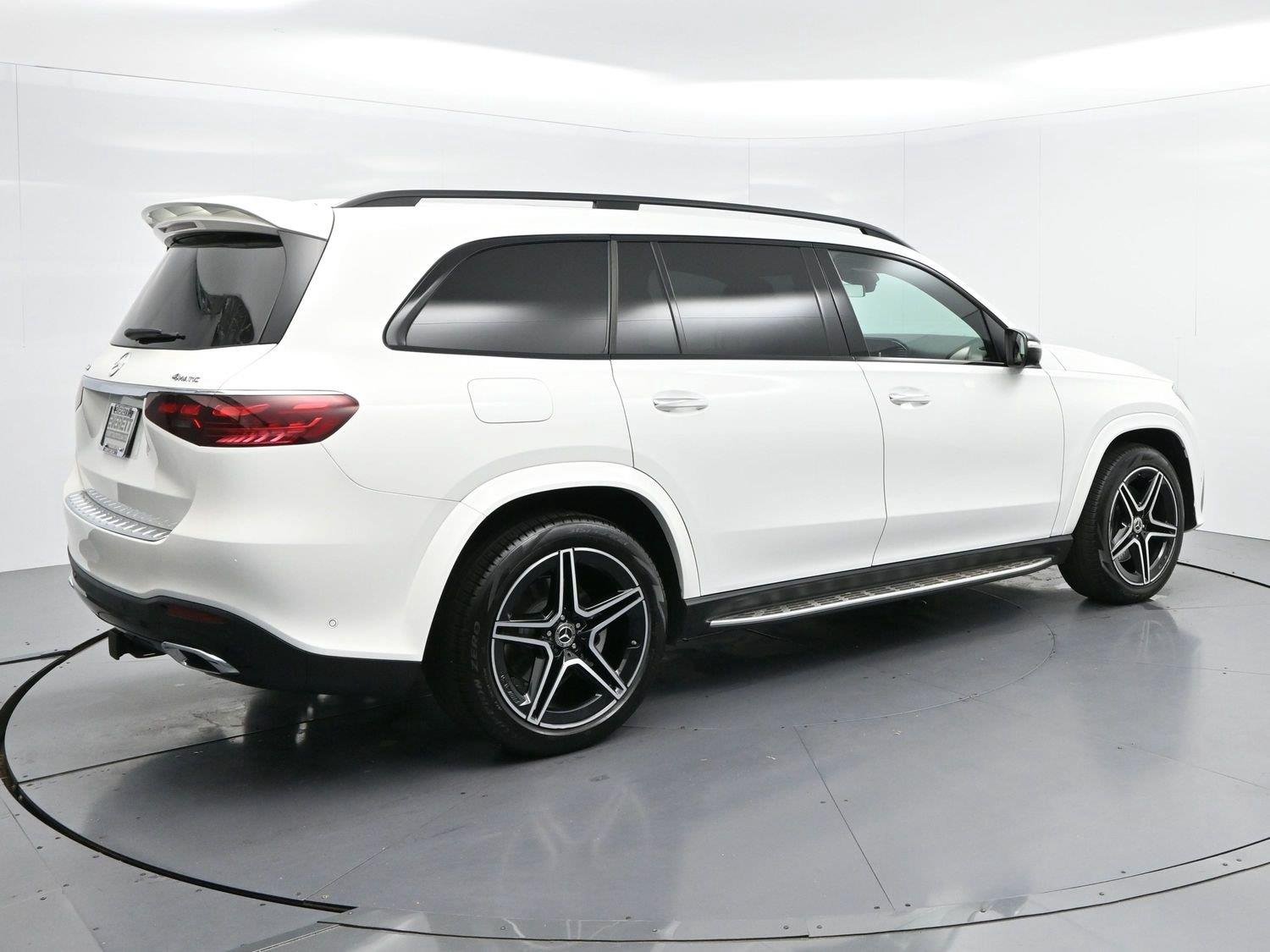Used 2025 Polar White Mercedes-Benz GLS 450 image 7