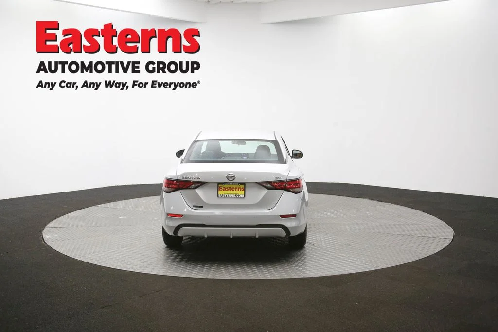 Used 2022 Silver Nissan SV image 36