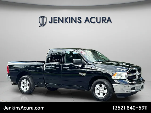 2024 Ram 1500 Classic SLT