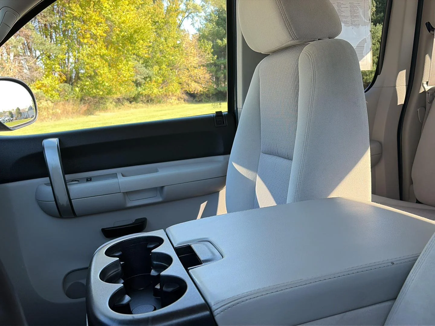 Used 2009 Blue Granite Metallic Chevrolet LT image 23