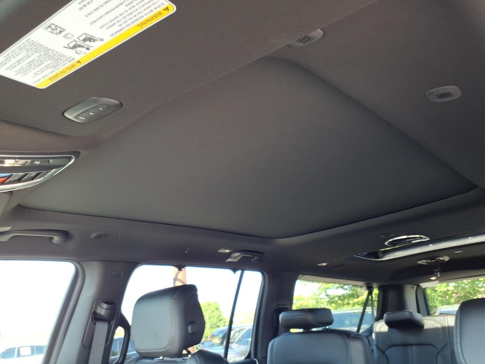 New 2026 Fathom Blue Pearl-Coat Exterior Paint (Late Availability) Jeep Limited Reserve image 5