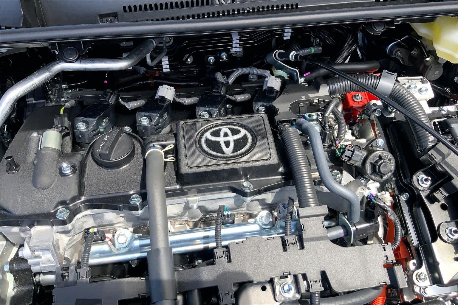 New 2026 Classic Silver Metallic Toyota Hybrid XLE image 17