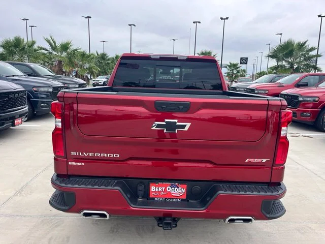Used 2025 Red Chevrolet RST image 5