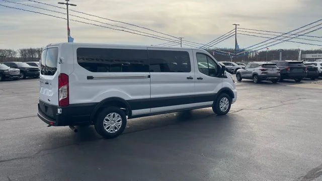 2023 Ford Transit Passenger Van XLT - Photo 6