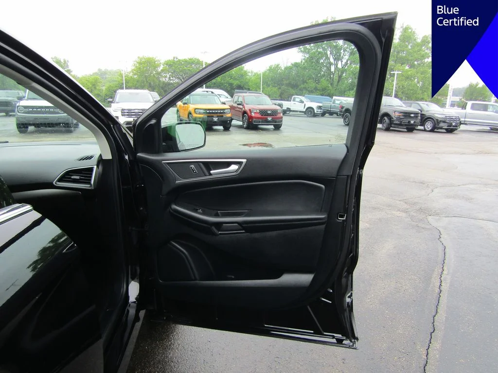 Certified Used 2024 Agate Black Metallic Ford SEL image 40