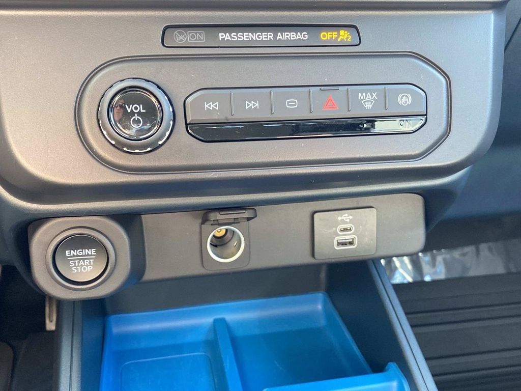 New 2026 Carbonized Gray Metallic Ford XLT image 16