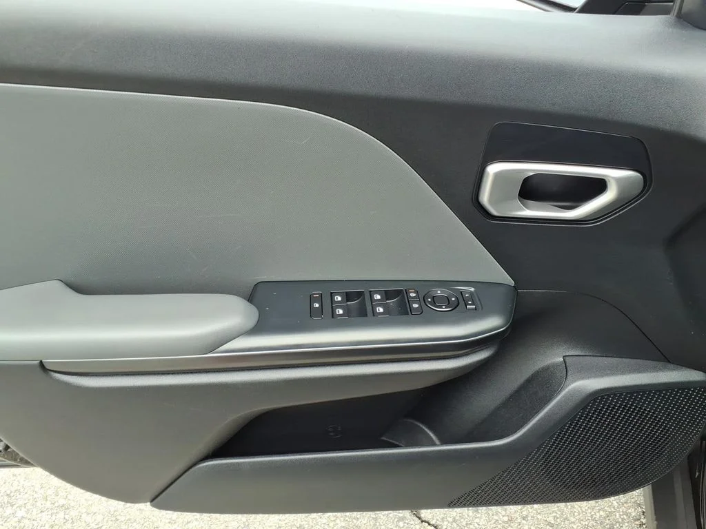 Certified Used 2025 Black Kia LXS image 15