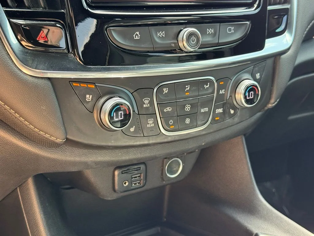 Used 2023 Gray Chevrolet Premier image 36