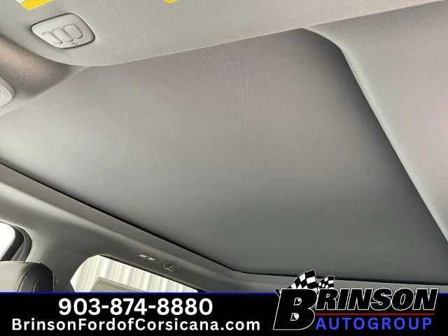 New 2026 Glacier Gray Metallic Tri-Coat Ford F-250® Lariat® image 37