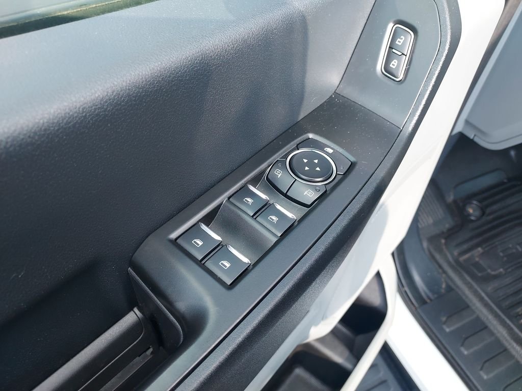 Used 2025 White Ford XL image 11