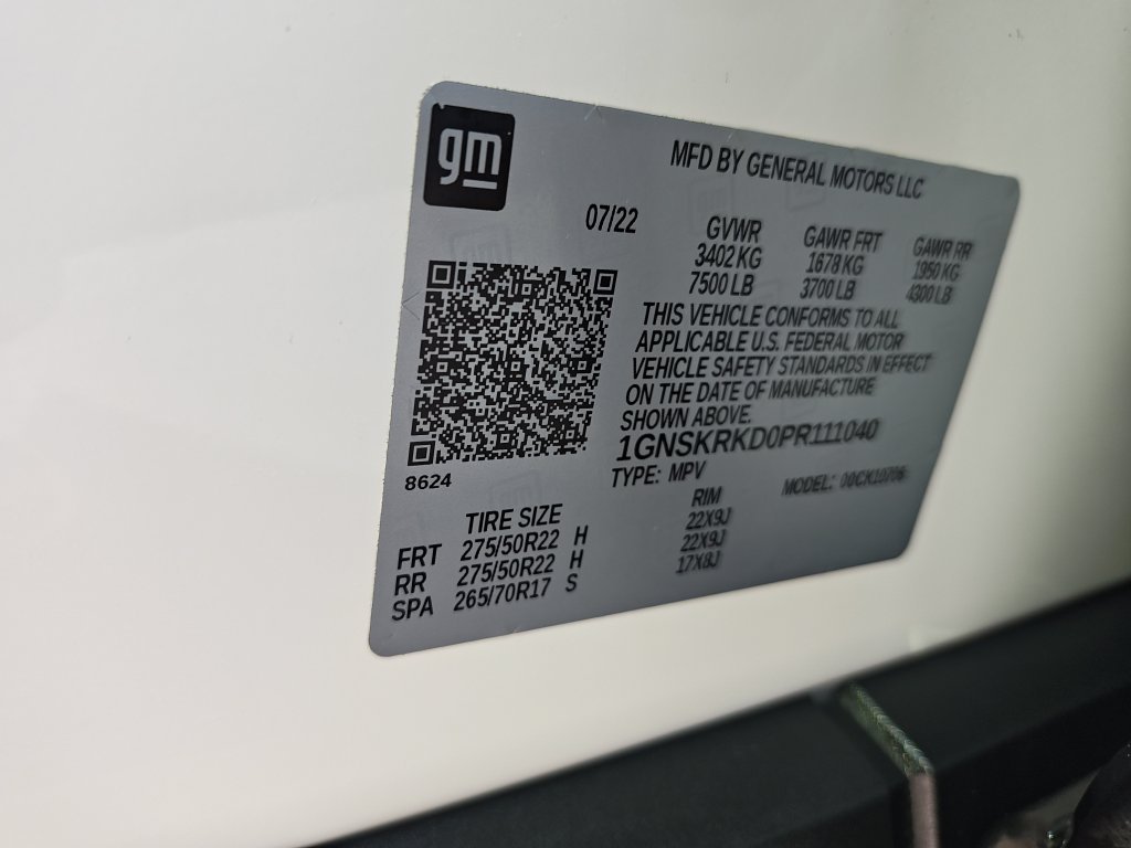 Used 2023 White Chevrolet RST image 26