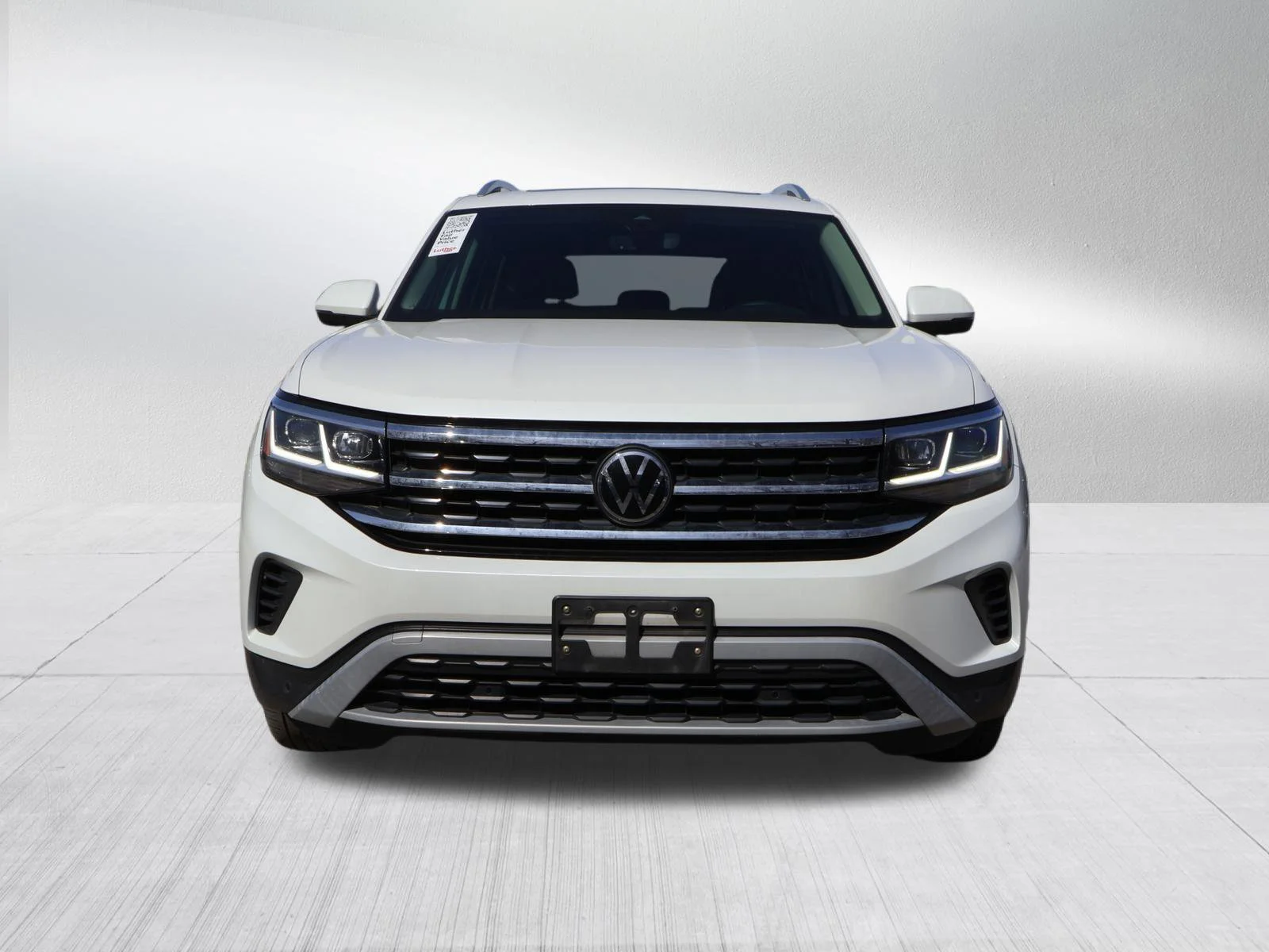 Used 2023 Volkswagen Atlas SEL with VIN 1V2BR2CAXPC552479 for sale in Kansas City