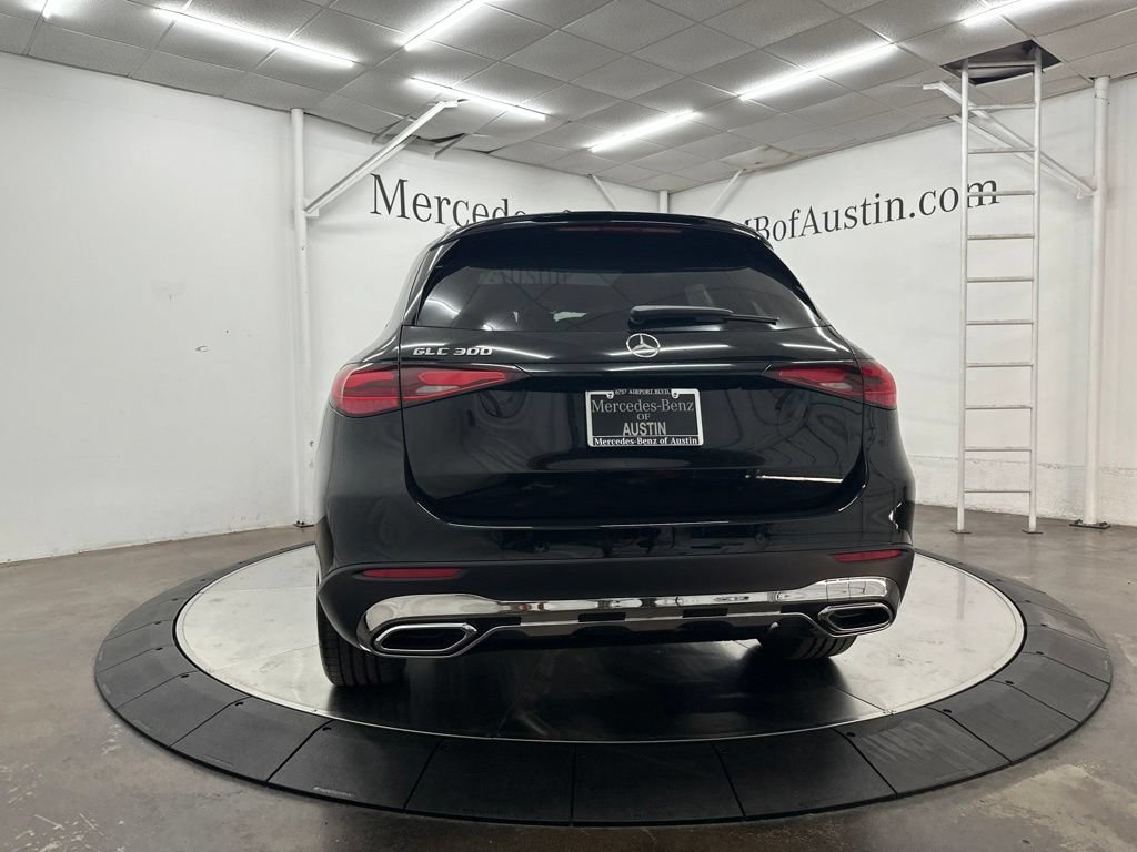 New 2026 Black Mercedes-Benz GLC 300 image 36