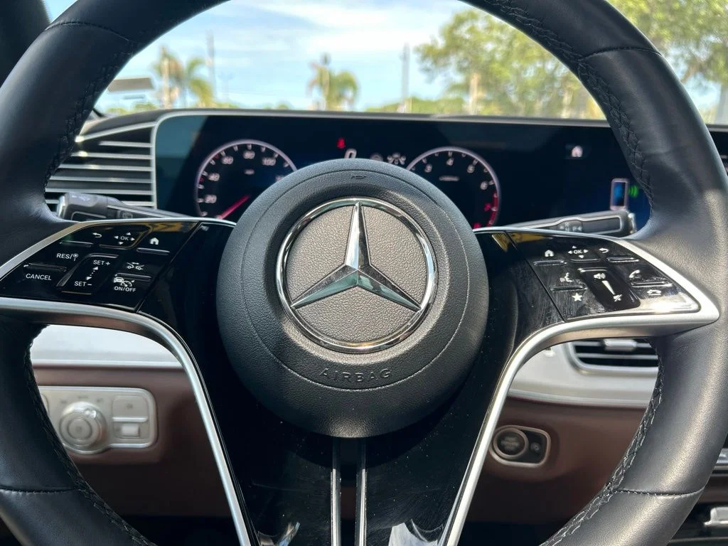 Certified Used 2026 Black Mercedes-Benz GLE 350 image 24