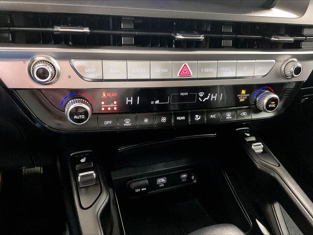 Used 2024 Black Kia S image 26