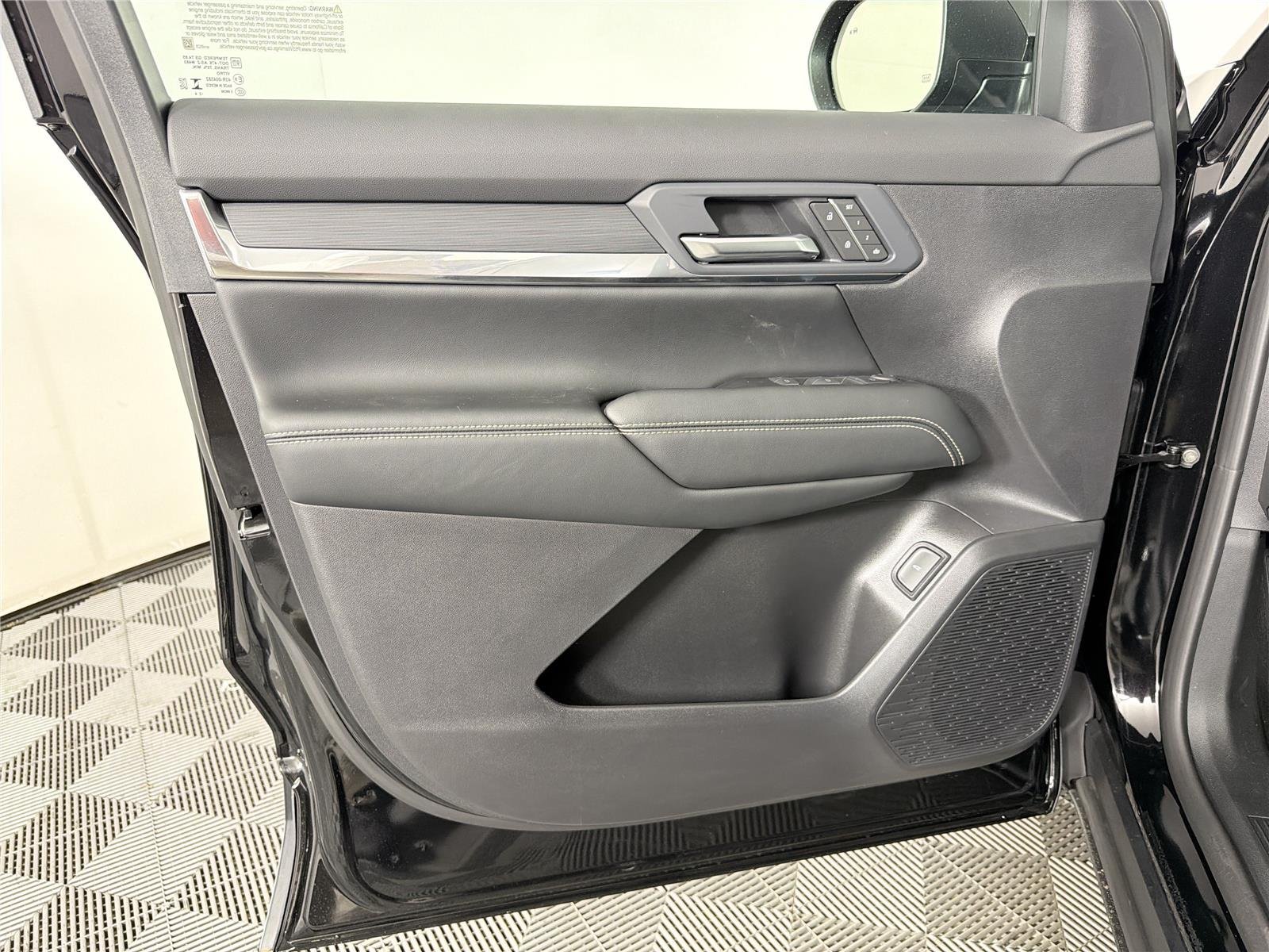 New 2027 Ebony Twilight Metallic GMC Elevation image 8