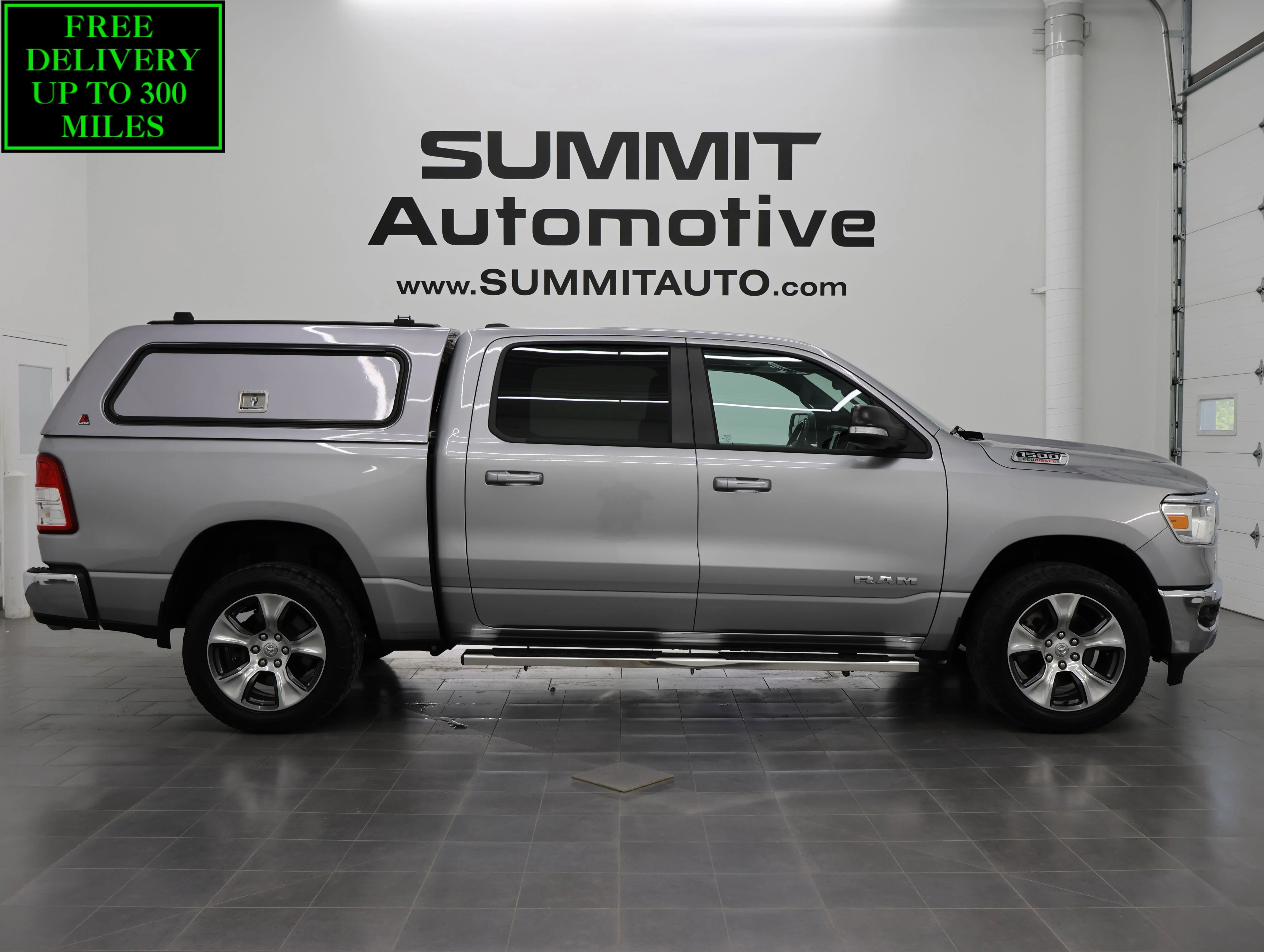 2022 RAM 1500 Big Horn/Lone Star 4x4 Crew Cab 5'7's photo