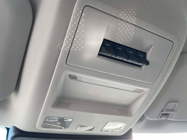 New 2026 Carbonized Gray Metallic Ford Big Bend image 13
