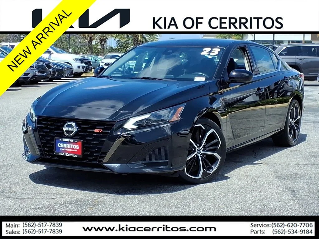 2023 Nissan Altima 2.5 SR's photo