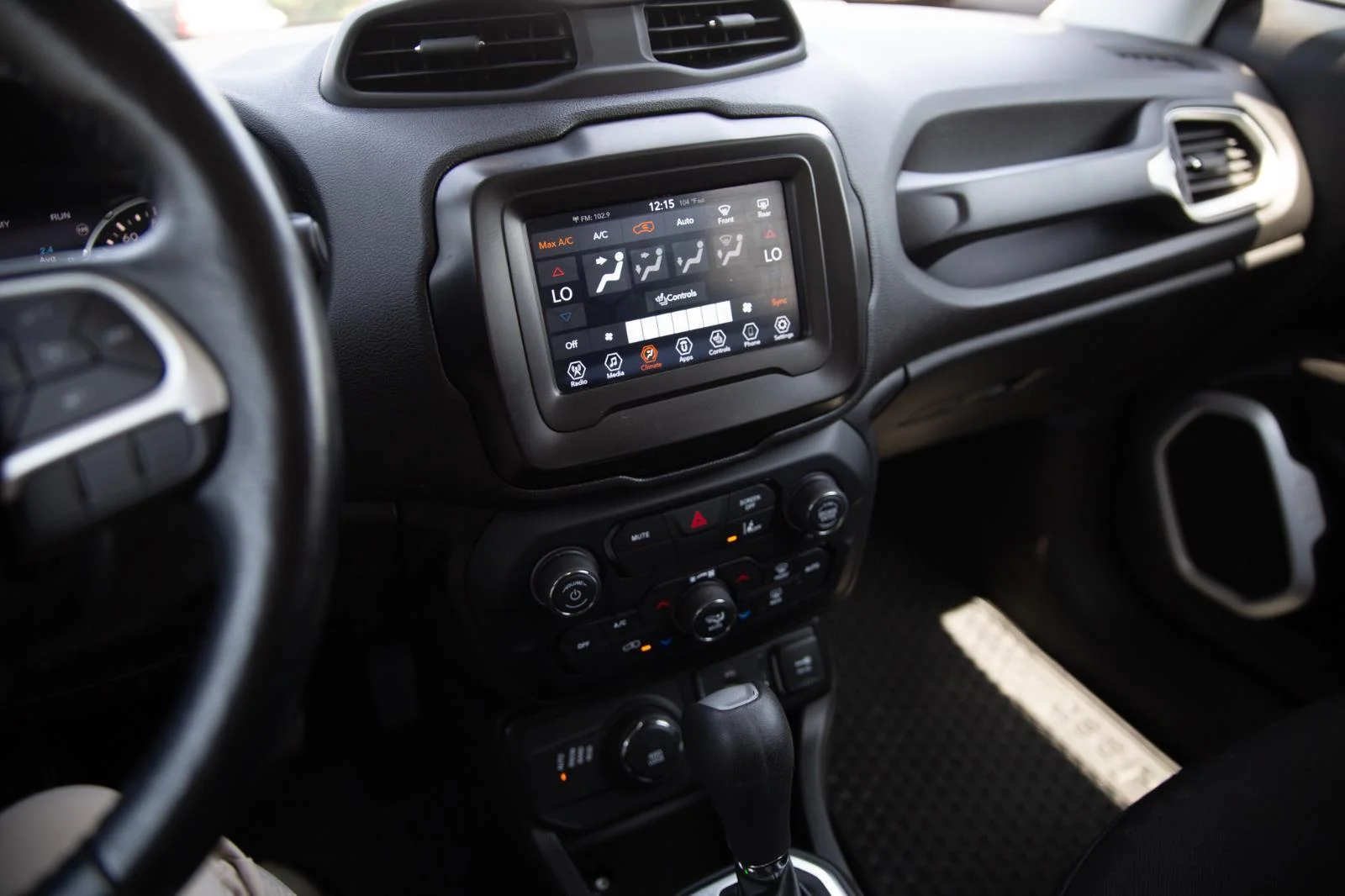 Used 2021 Graphite Gray Jeep Latitude image 14