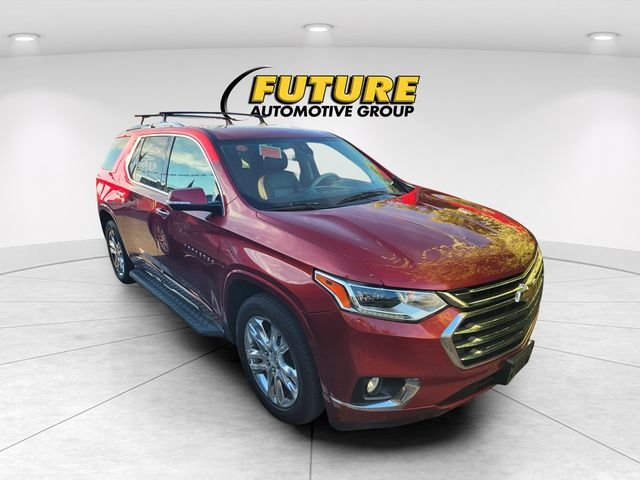 Used 2018 Red Chevrolet High Country image 1