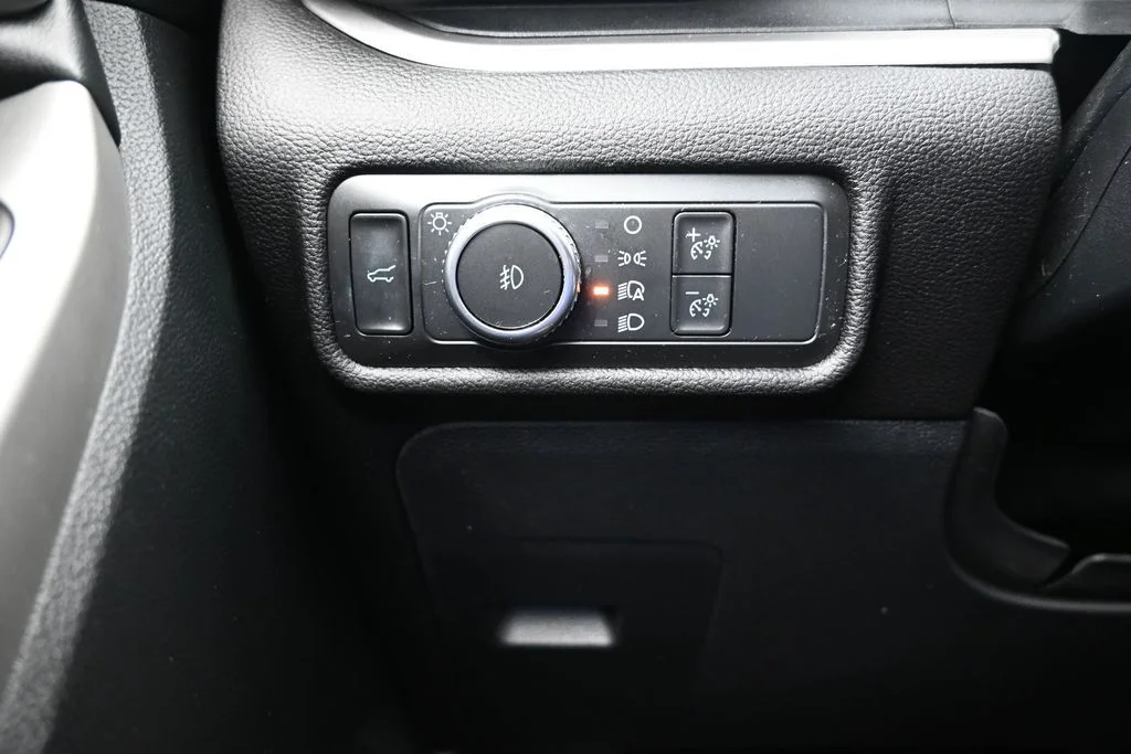 Used 2022 Carbonized Gray Metallic Ford XLT image 18