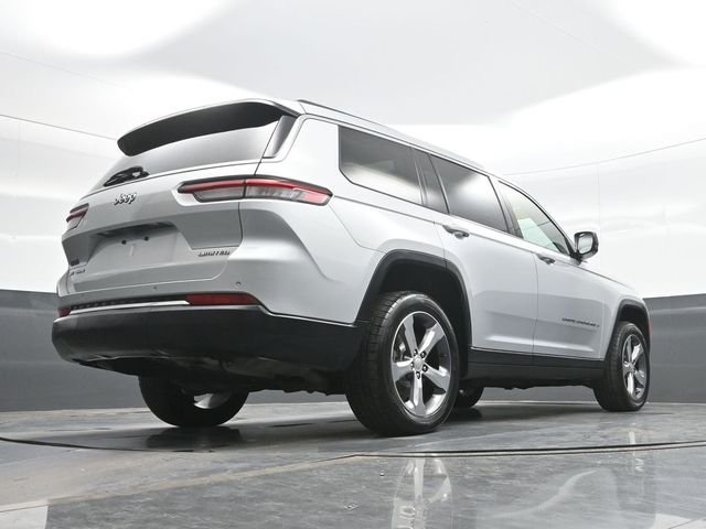 Used 2021 Silver Jeep Limited image 26
