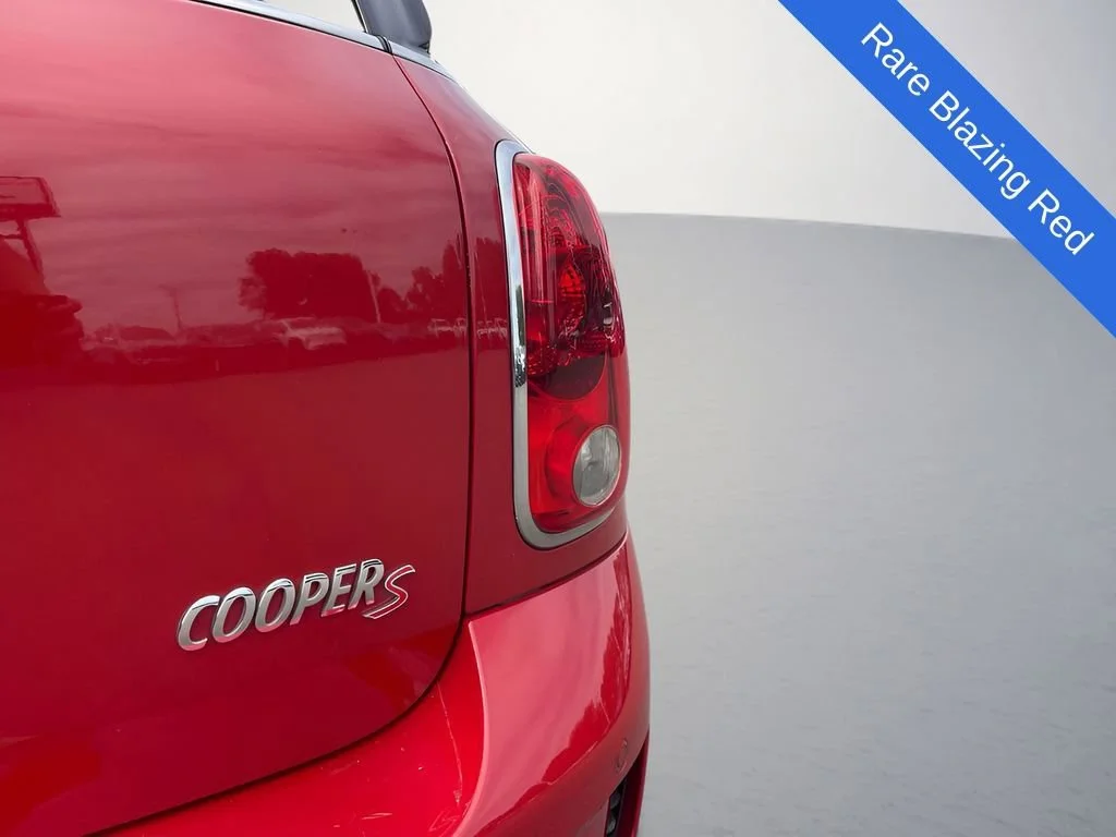 Used 2013  MINI S image 10