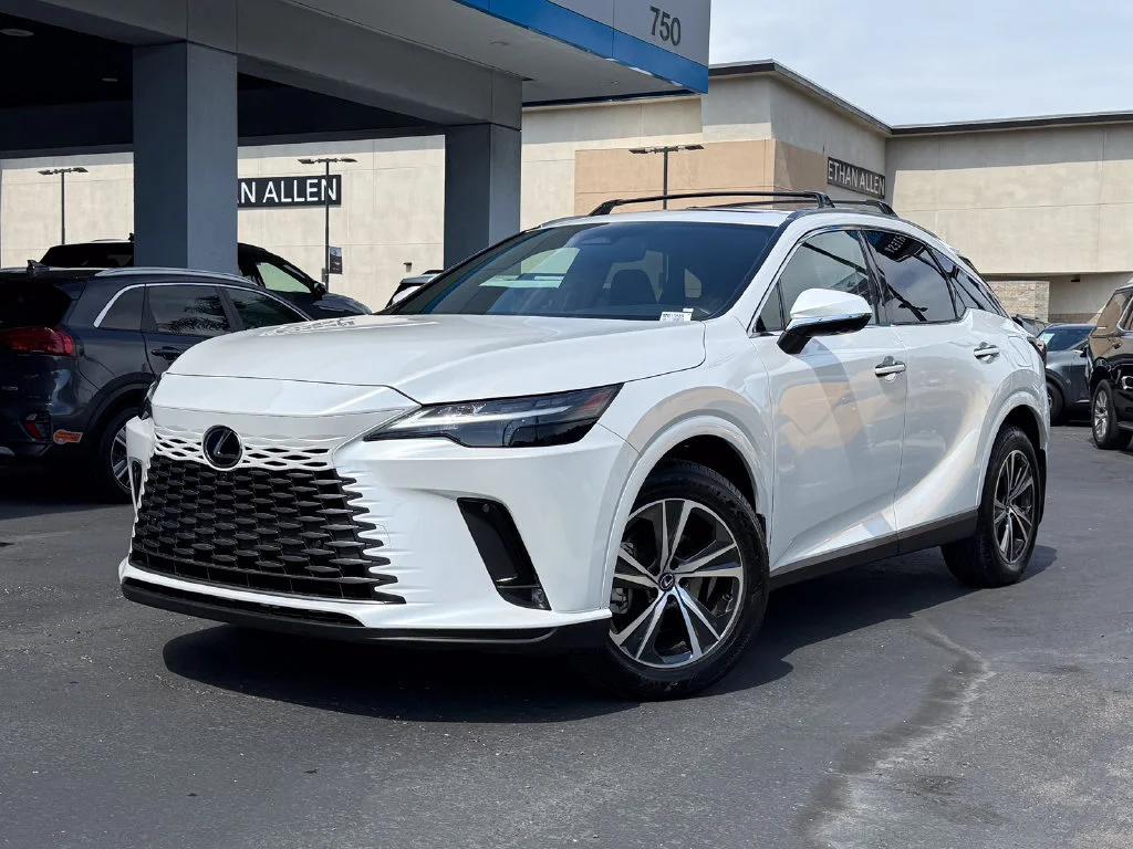 Used 2024 White Lexus RX 350 image 2