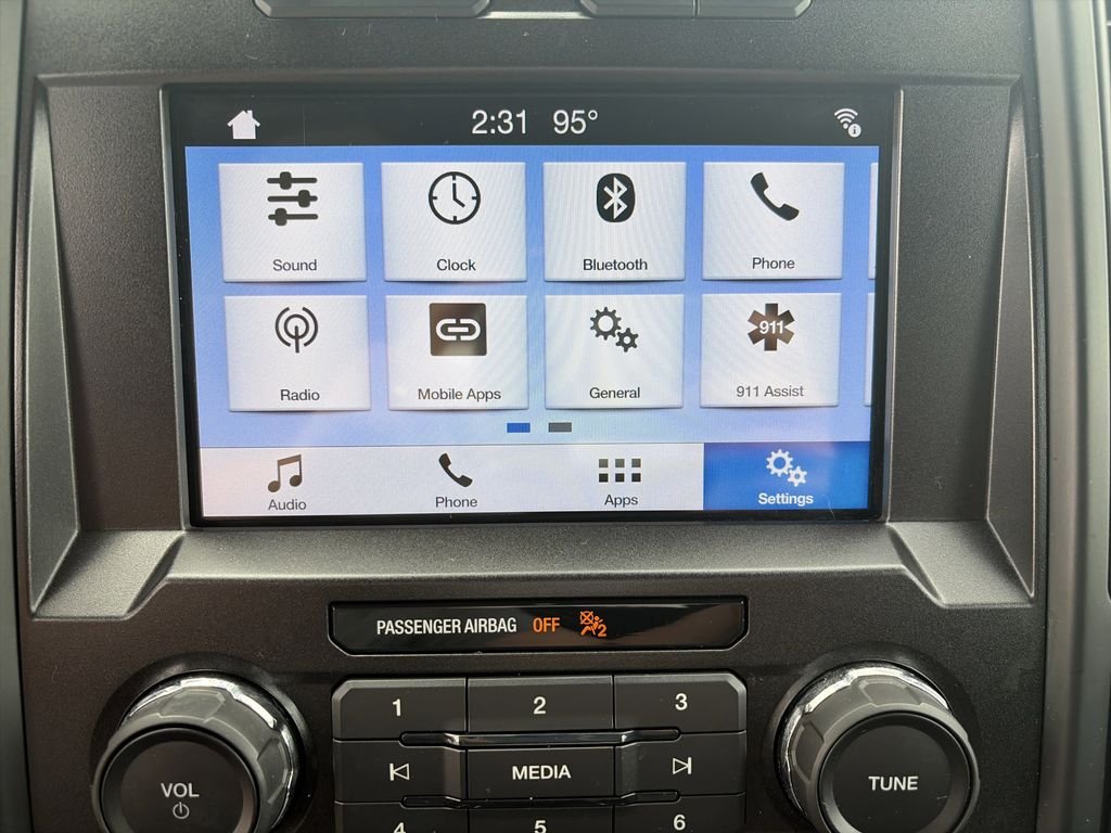 Used 2019 Gray Ford XL image 23