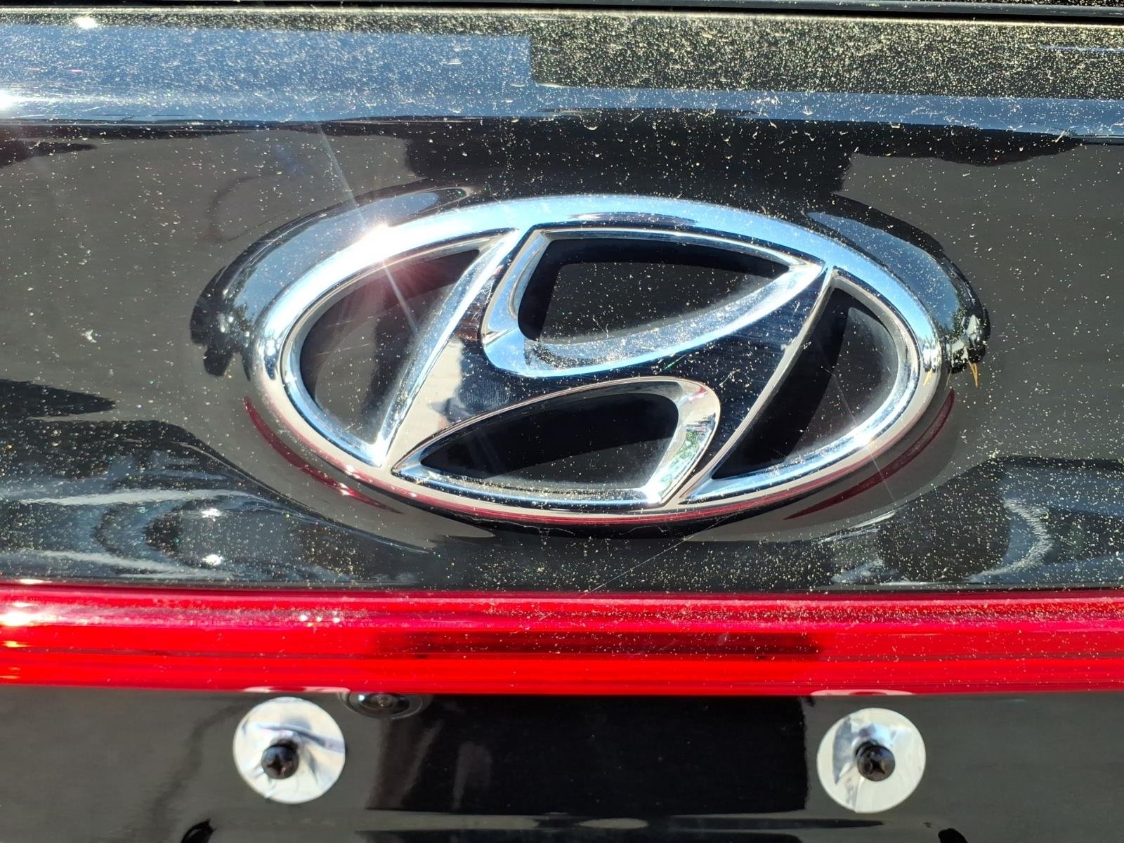 2023 Hyundai Santa Fe SE - Photo 15
