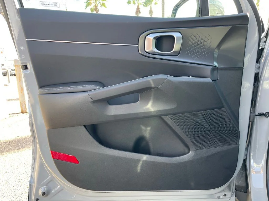 New 2026 Gray Kia S image 17
