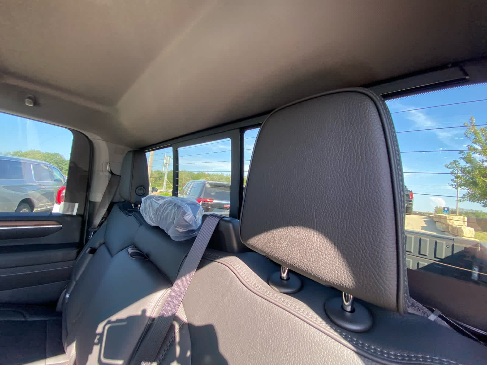 2026 GMC Sierra 2500HD Denali - Photo 25