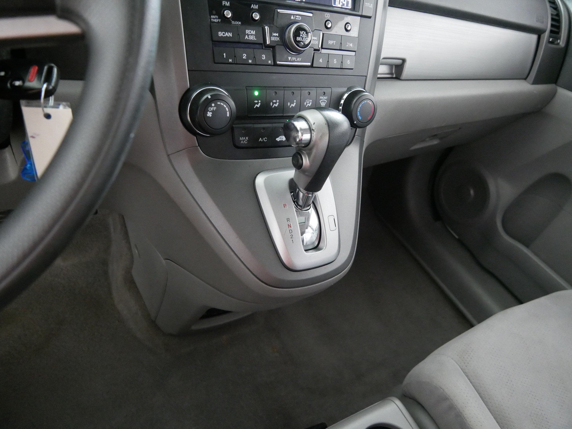 Used 2011 White Honda EX image 24