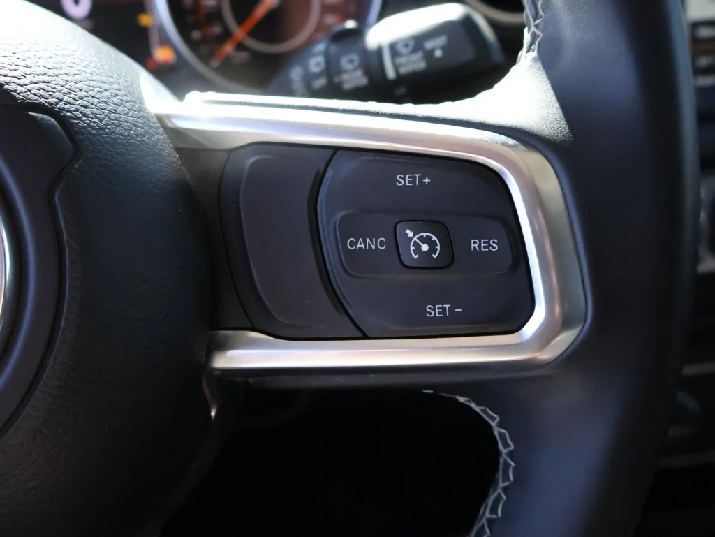 Used 2018 Gray Jeep Unlimited Sahara image 26