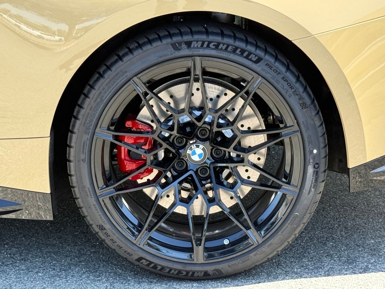 New 2027 Beige BMW Base image 17