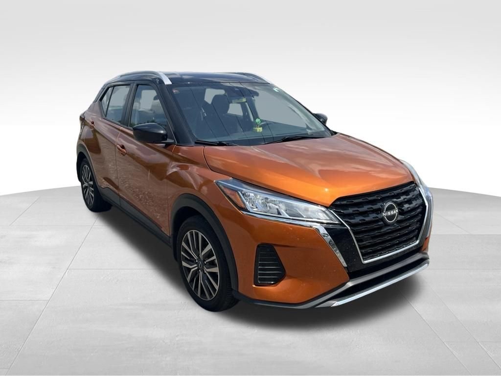 Used 2023 Orange Nissan SV image 27