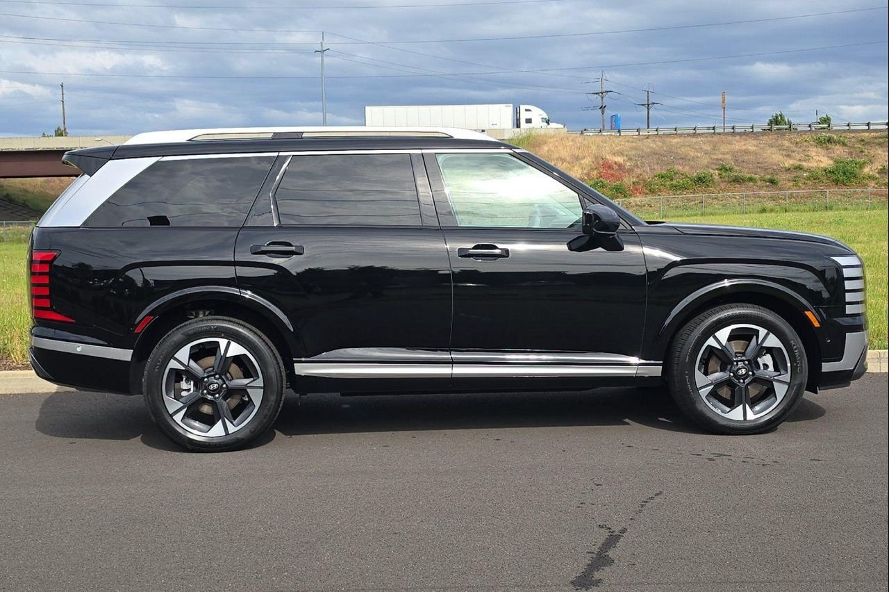 New 2026 Black Hyundai Limited AWD image 2