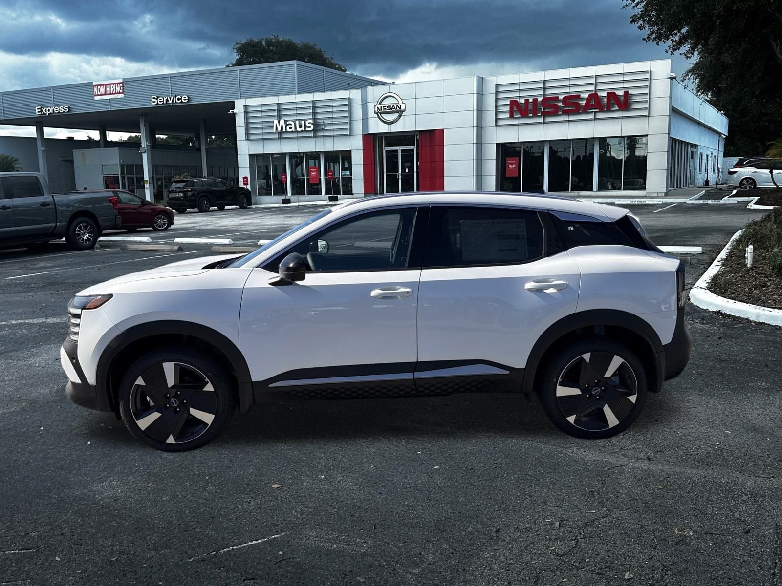 New 2026 Nissan Kicks SR 4D Sport Utility