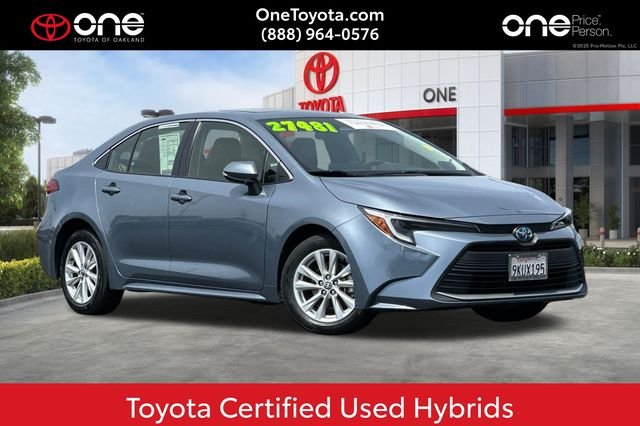 2024 Toyota Corolla XLE Hybrid CVT's photo