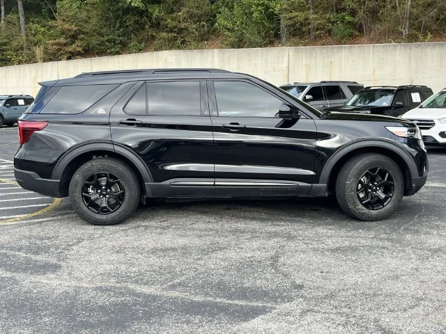 Used 2024 Black Metallic Ford Timberline image 2