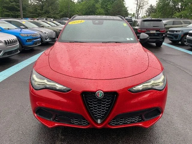 Certified Used 2024 Red Alfa Romeo Veloce image 9