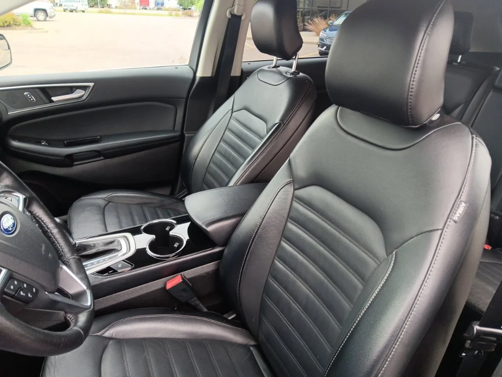 Used 2017 Magnetic Ford SEL image 30