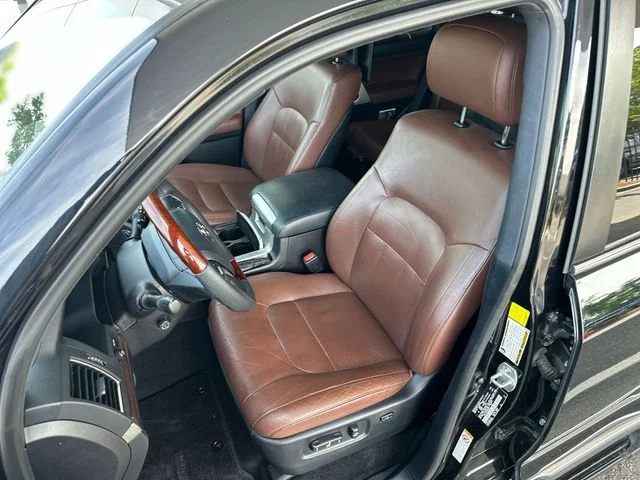 Used 2017 Black Toyota  image 12