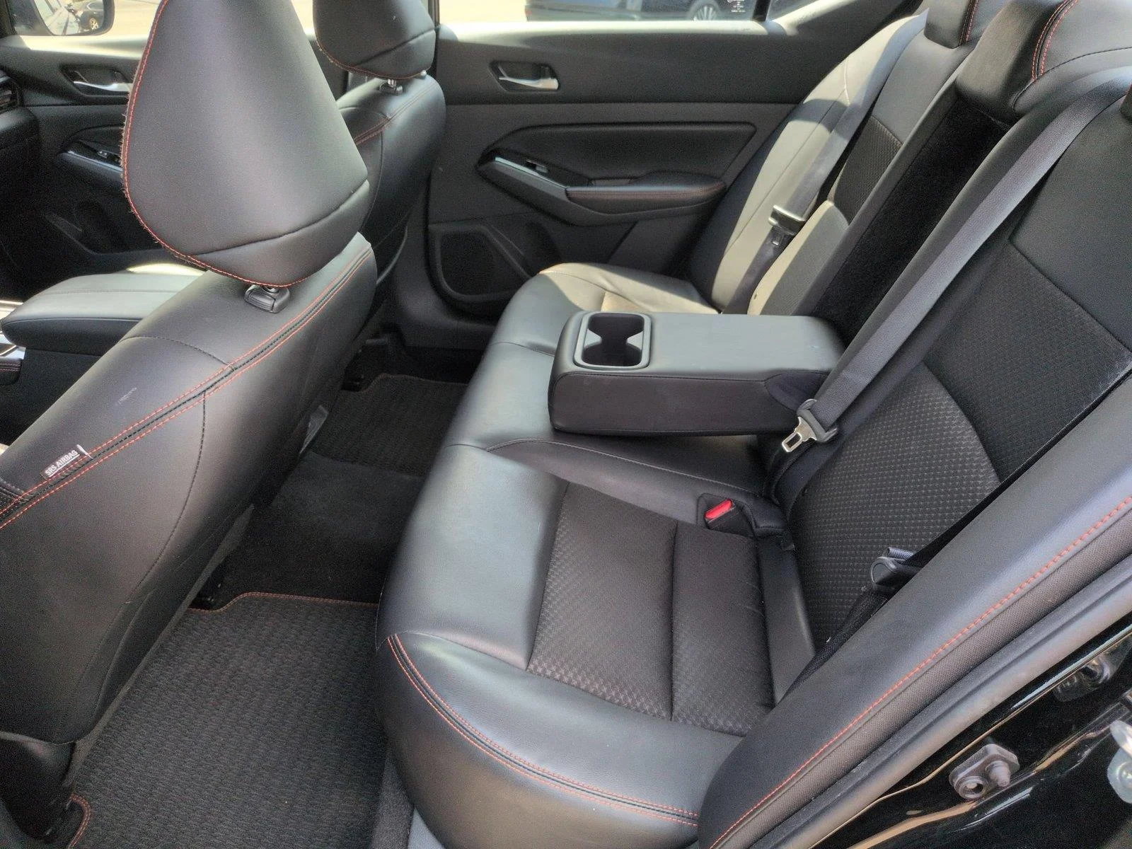Used 2024 Super Black Nissan 2.5 SR image 31