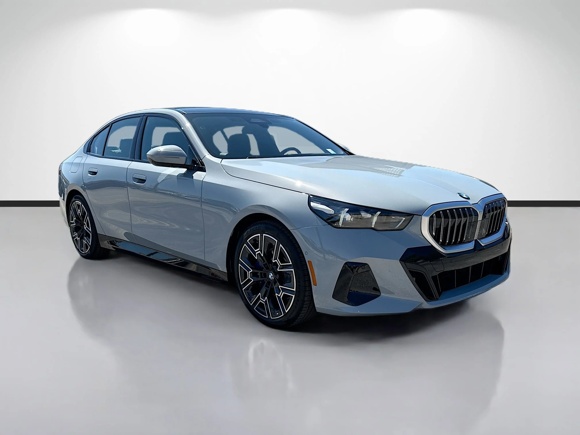 New 2027 Brooklyn Grey Metallic BMW 530i image 1