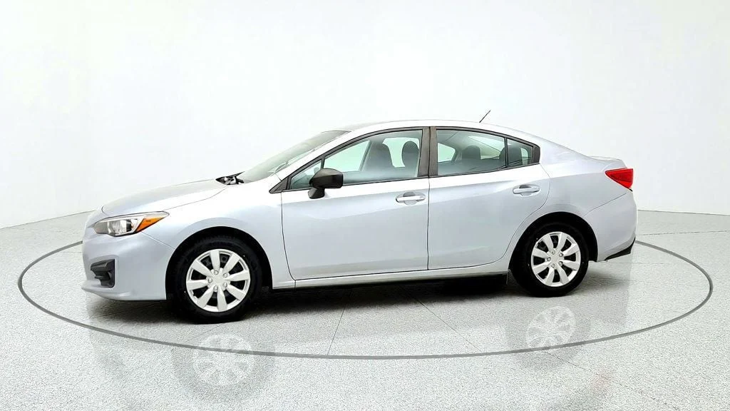 Used 2019 Ice Silver Metallic Subaru 2.0i 4-door CVT image 8