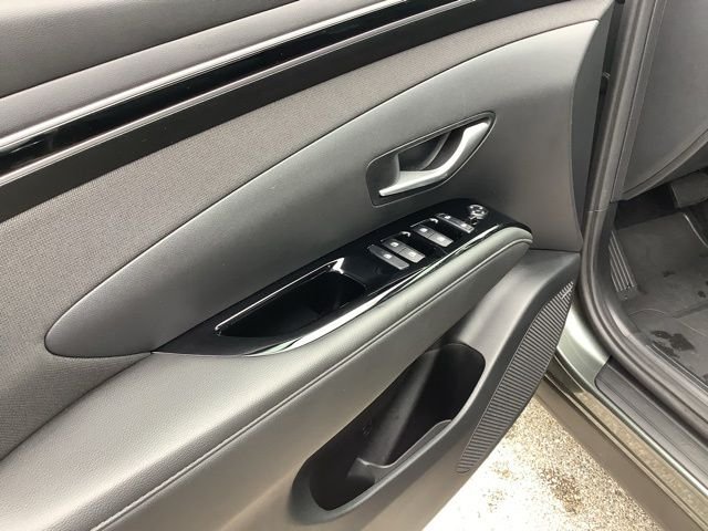 2022 Hyundai Tucson Limited - Photo 16