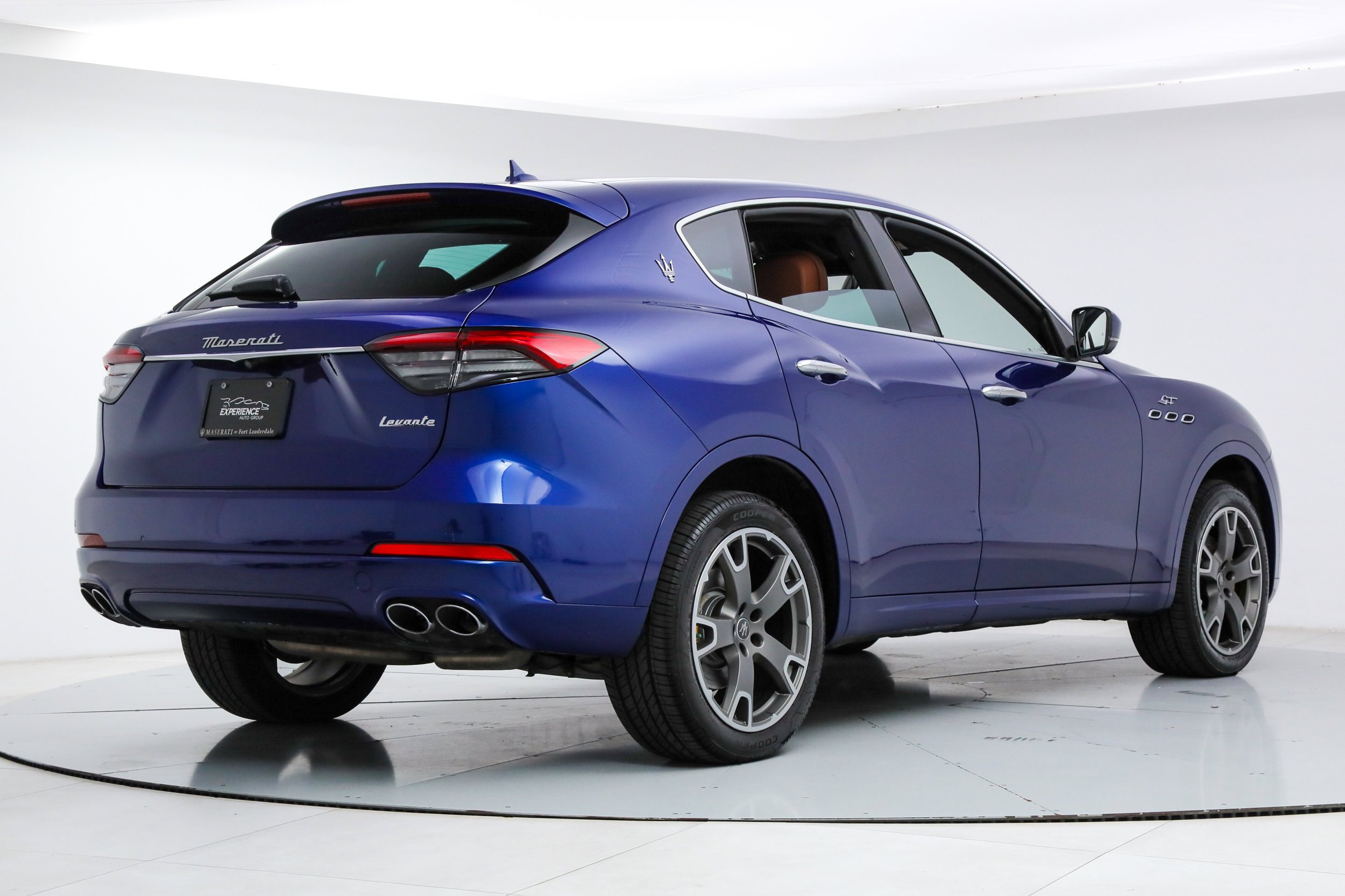 Certified Used 2023 Blue Maserati GT image 5
